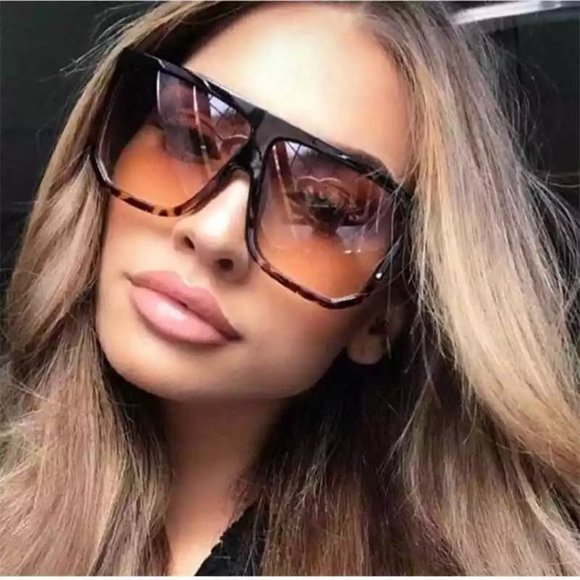 Paris&Pearle Accessories - Katelyn Tortoise Oversized Sunglasses